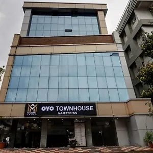 oyo-townhouse-83238-majestic-inn.kerala-hotels.net/